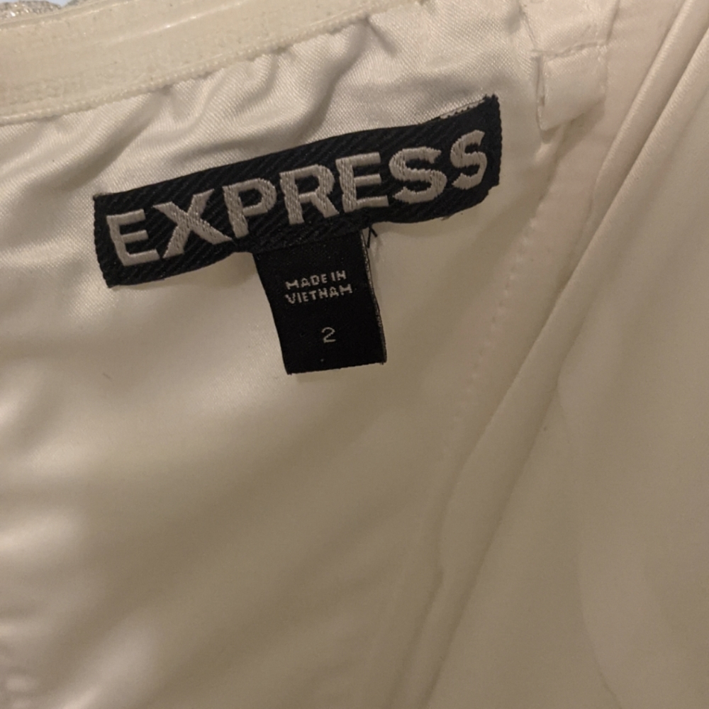 EXPRESS Strapless Short Dress - Picture 4 of 4